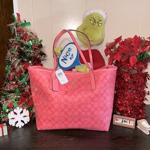 Coach City Tote In Blocked Signature Canvas